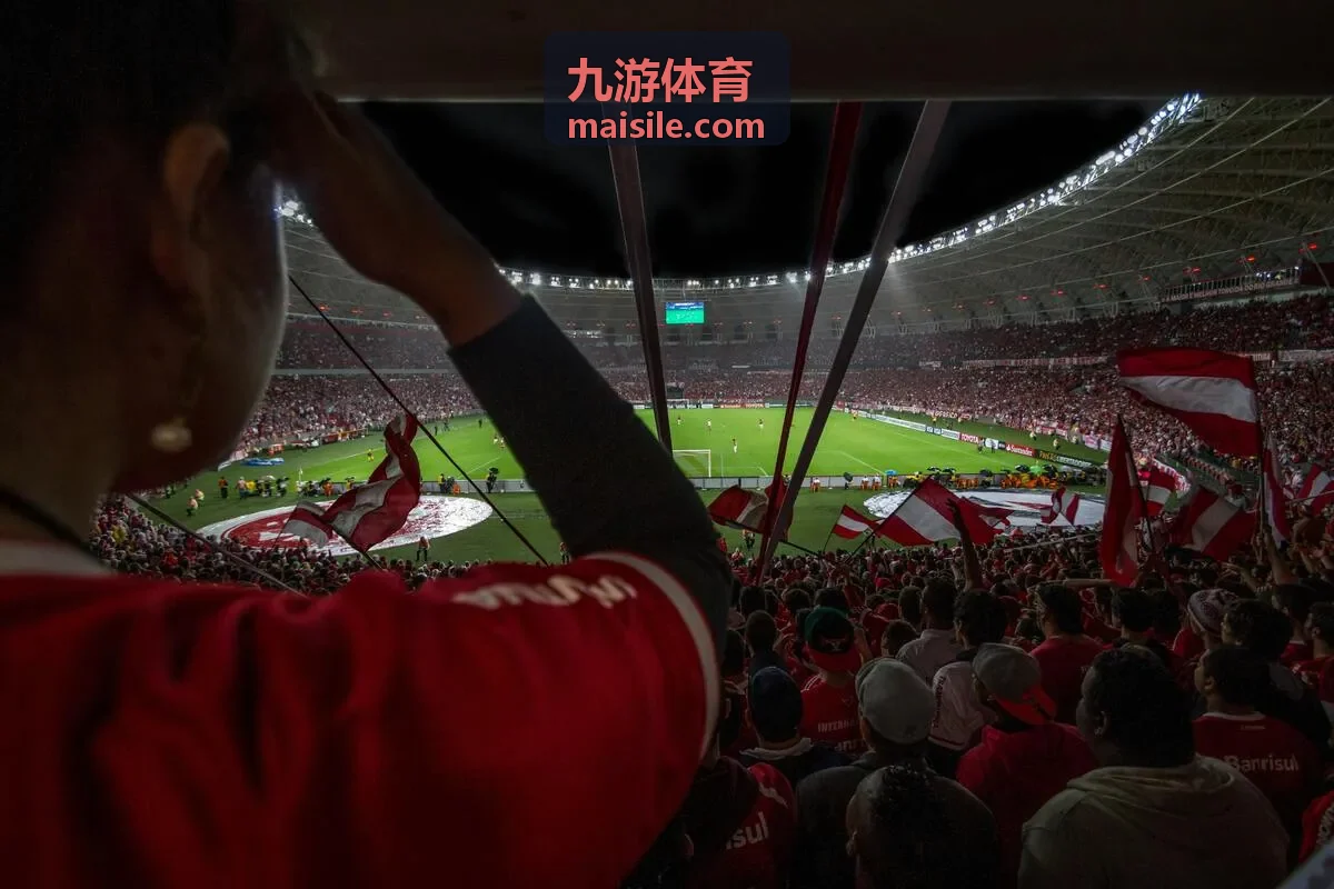 九游体育短视频里正在播放的运动片段